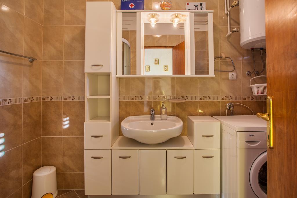 קרס Apartments Tatjana מראה חיצוני תמונה