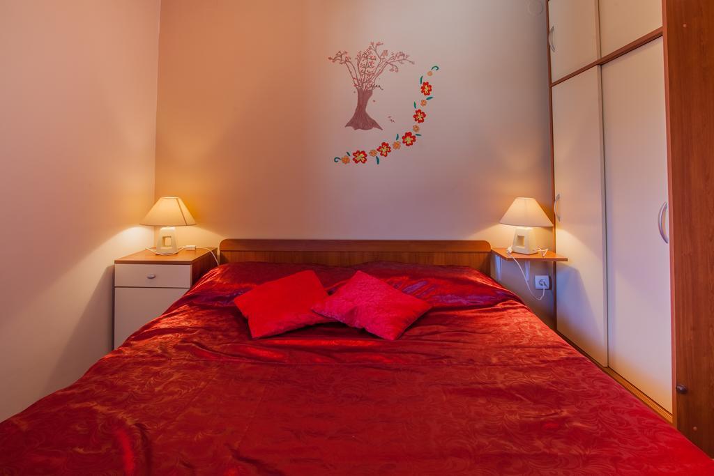 קרס Apartments Tatjana מראה חיצוני תמונה