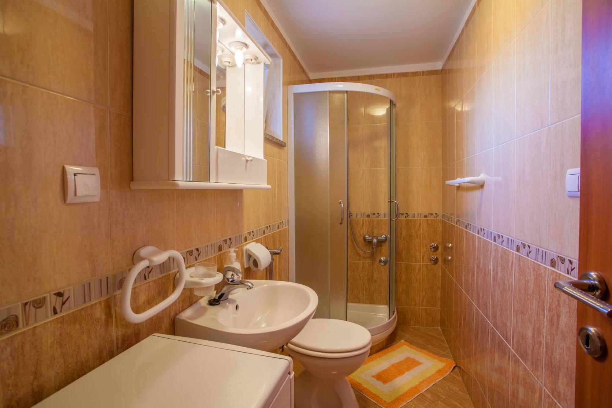 קרס Apartments Tatjana מראה חיצוני תמונה